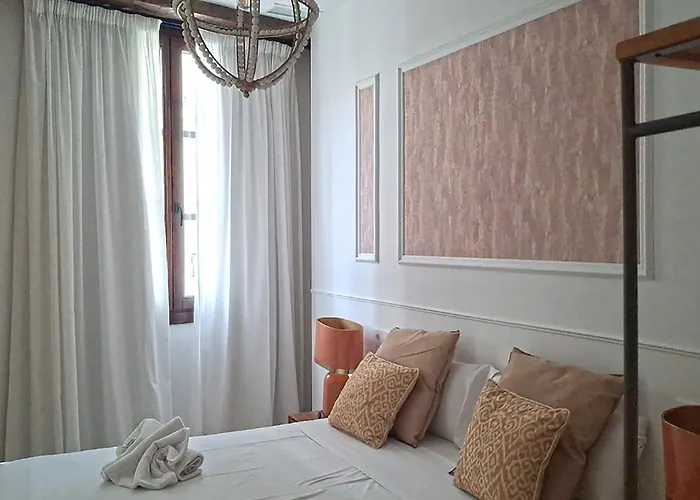 Puerta Elvira Suites 3000